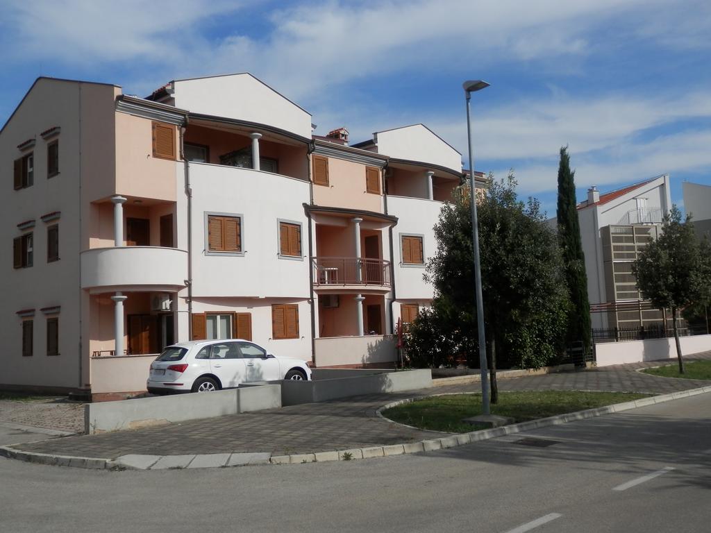 Apartments Nautica II Novigrad Istria Kültér fotó